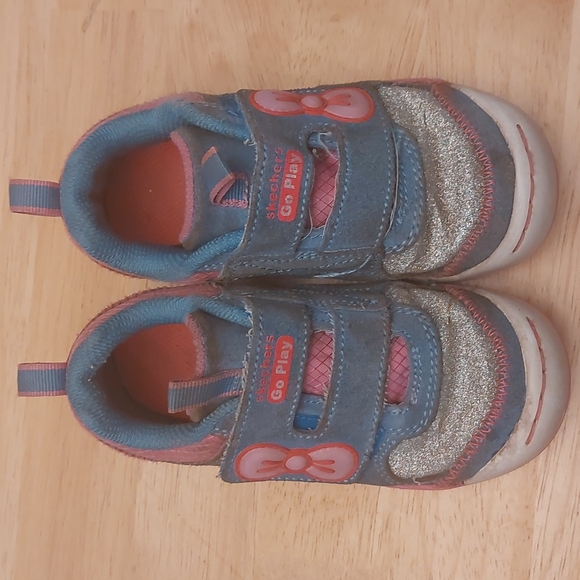2/$15 Skechers Go Play Size 10 - Picture 1 of 6